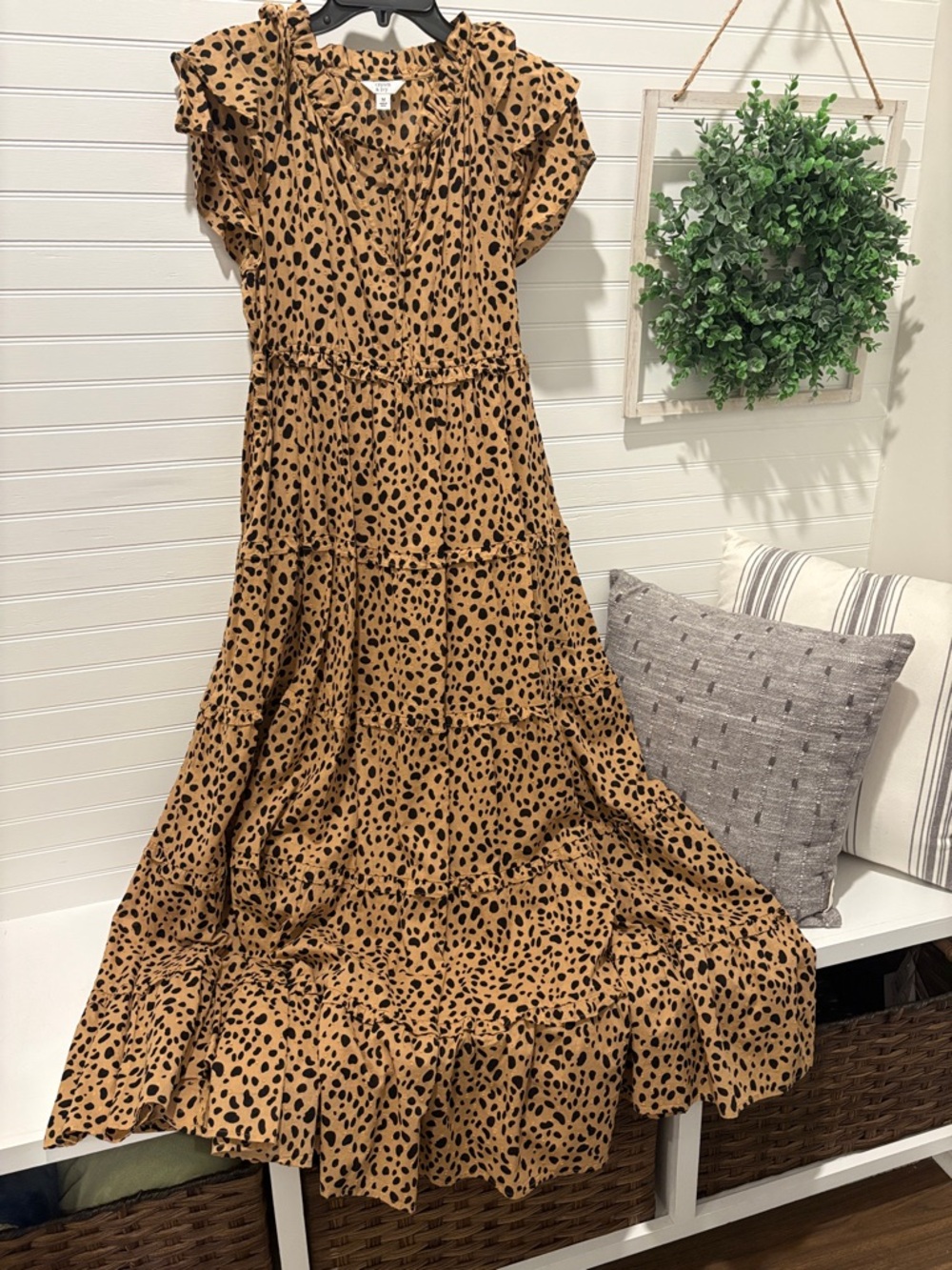 crown & ivy Tan and Black Leopard Tiered Maxi Dress